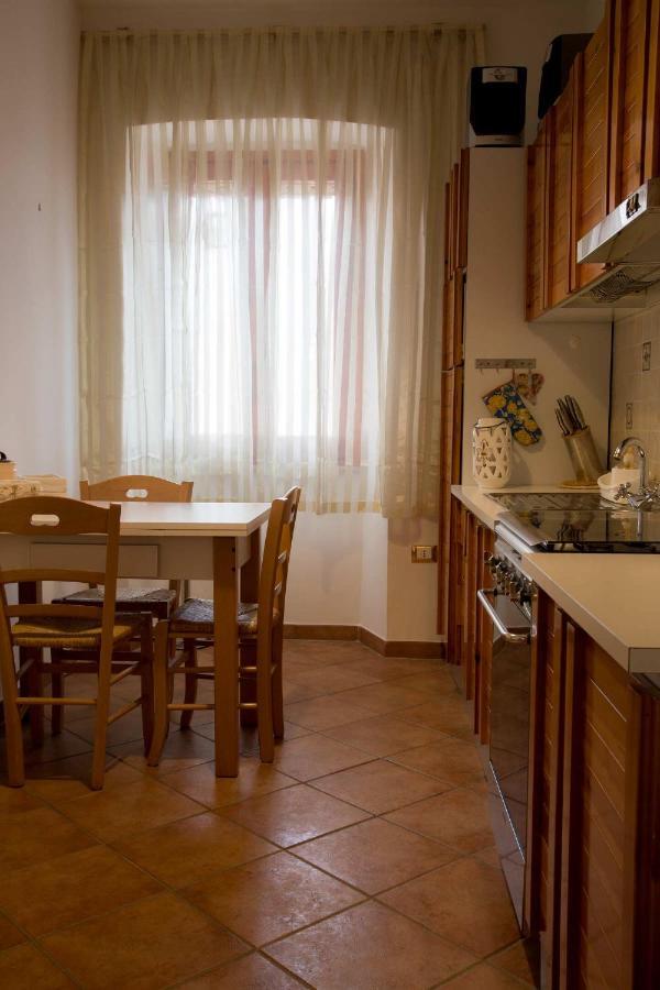 Le Pinelle Bed & Breakfast Terni Bagian luar foto