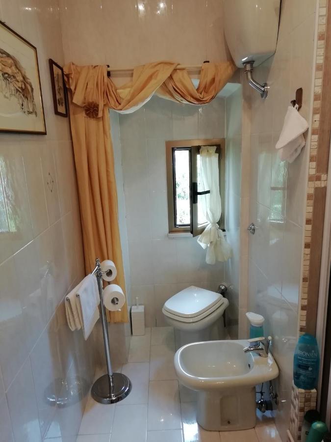 Le Pinelle Bed & Breakfast Terni Bagian luar foto