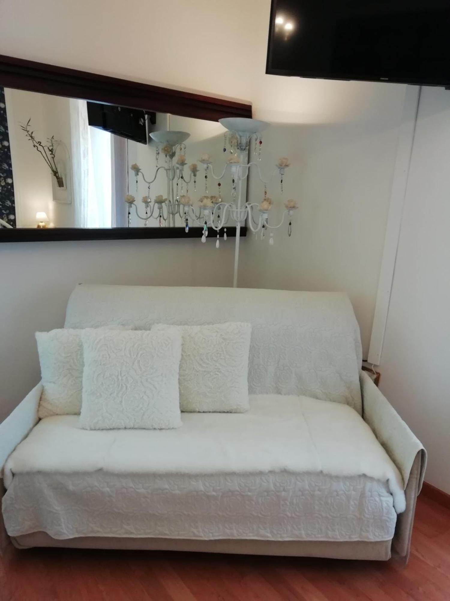 Le Pinelle Bed & Breakfast Terni Ruang foto